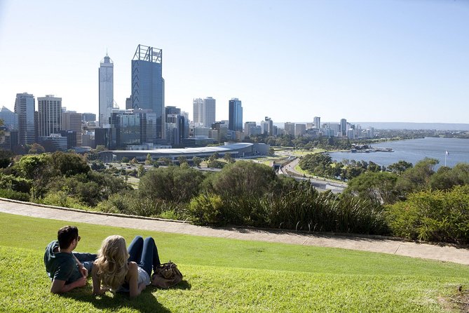 Perth Wildlife Park & City Highlights - Premium Small Group Tour - Scenic Walks in Kings Park