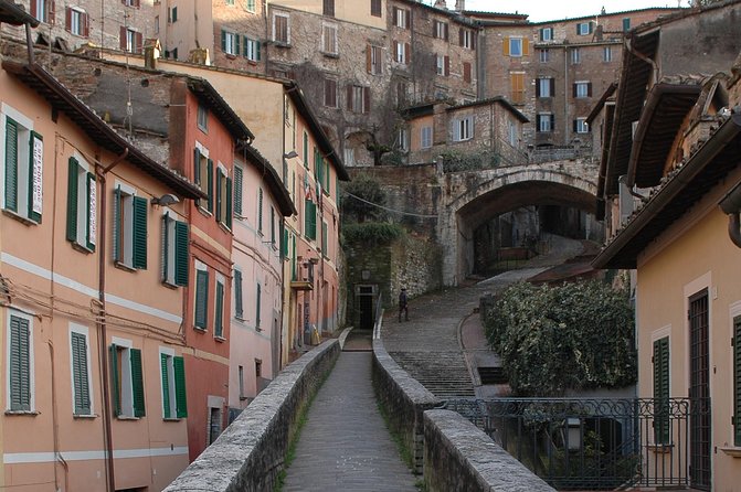 Perugia Private Walking Tour With Licensed Guide - Guest Reviews and Ratings