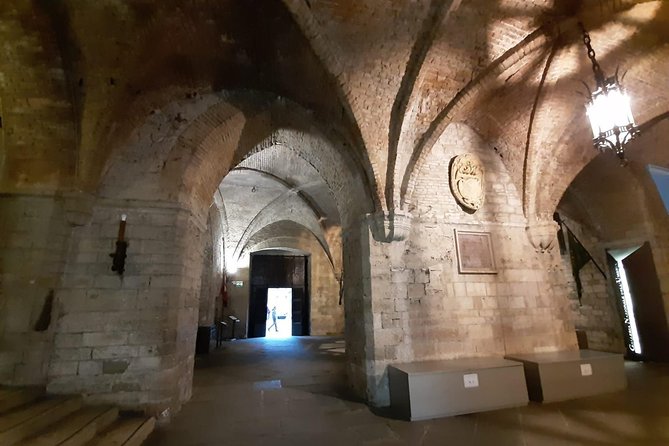 Perugia Private Walking Tour With Licensed Guide - Vibrant Festivals and Atmosphere