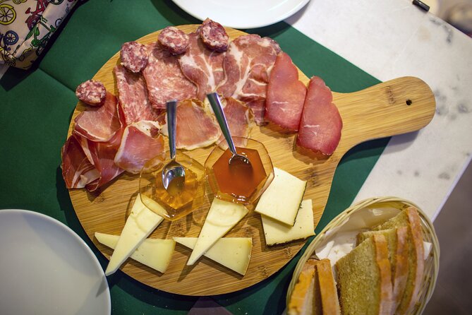 Perugia Traditional Food Tour - Do Eat Better Experience - Itinerary Highlights