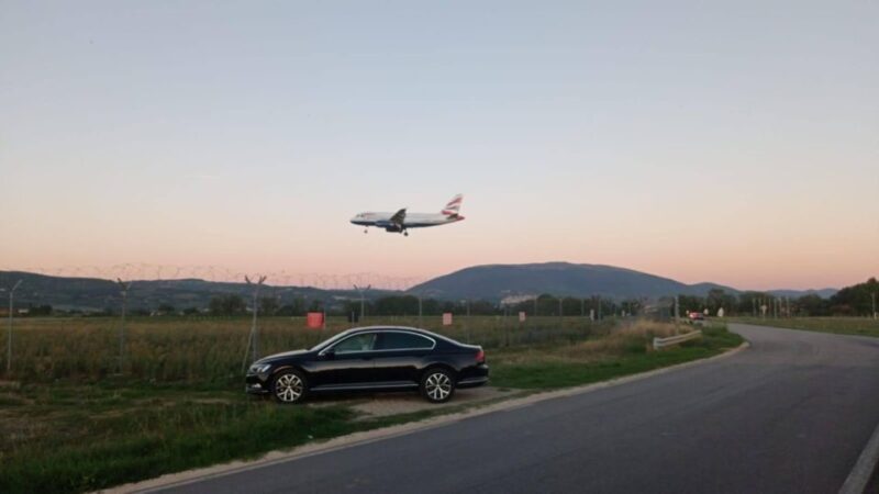 Perugias Airport Transfer to Assisi Perugia by Car or Vans - Key Points