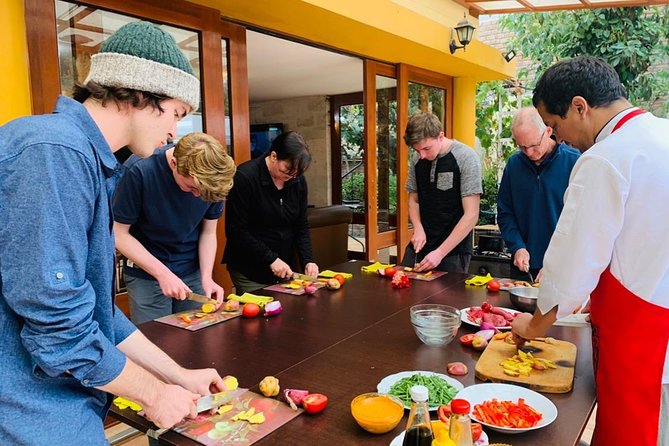 Peruvian Cooking Experience, Pisco Sour and Visit Local Market - Key Points
