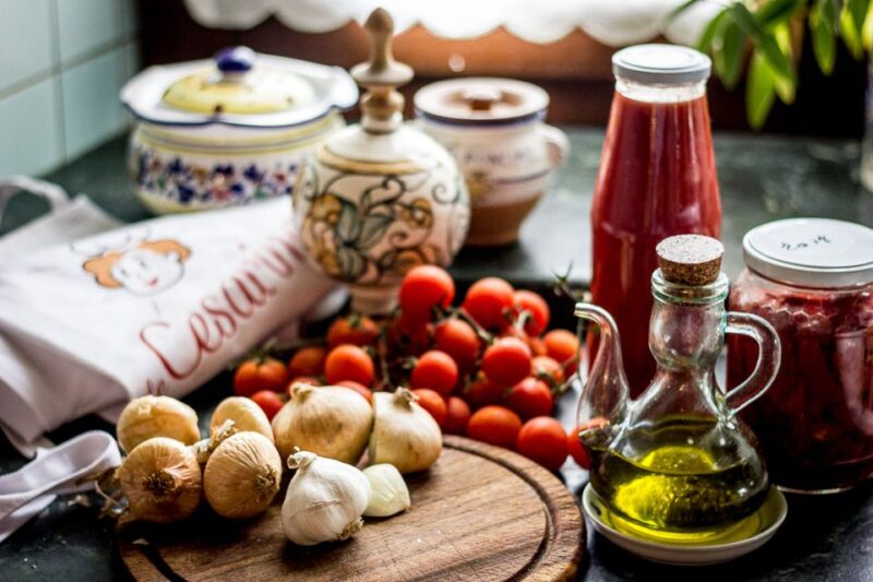 Pesaro: Pasta & Tiramisu Cooking Class at a Locals Home - Workstations and Cooking Utensils