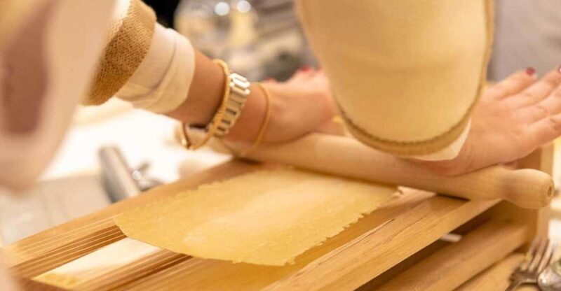 Pescara: Authentic Cooking Class at a Locals Home - Key Points