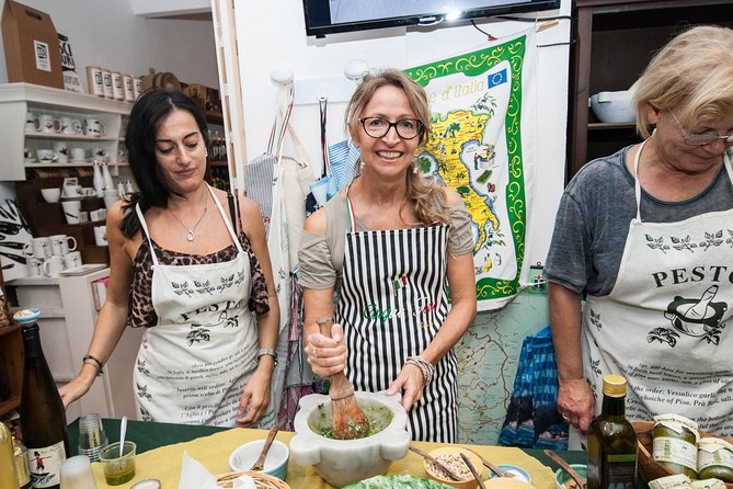 Pesto Course in Levanto - Traditional Pesto-Making Process