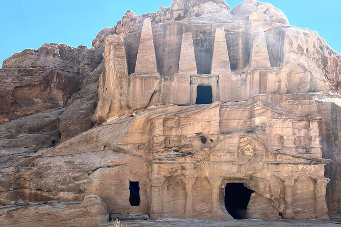 Petra 1-Day Tour From Jerusalem With FREE Authentic Lunch - Hands-on Assistance