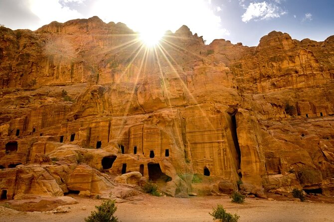 Petra 1-Day Tour From Tel Aviv With FREE Authentic Lunch - Pricing and Booking