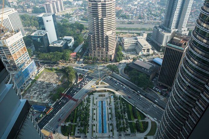 Petronas Twin Tower Skybridge View & Dining Experience Tour With Local Host - Immersive Experiential Attractions