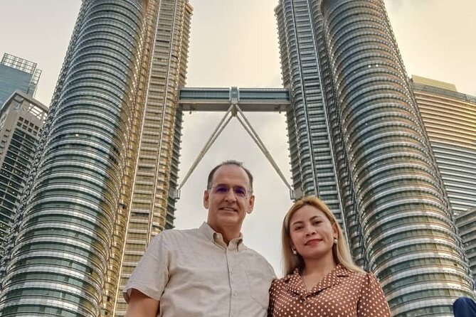 Petronas Twin Towers Skybridge View & Dining Experience Tour With Local Host - Experience Highlights
