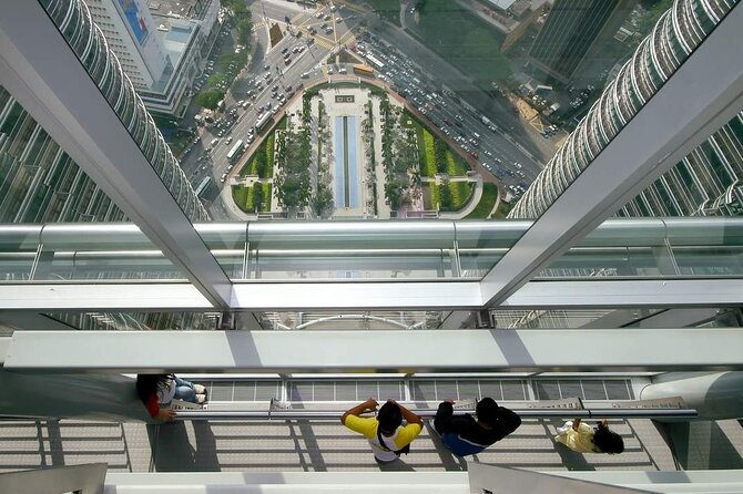 Petronas Twin Towers Skybridge View & Dining Experience Tour With Local Host - Tour Availability and Cancellation