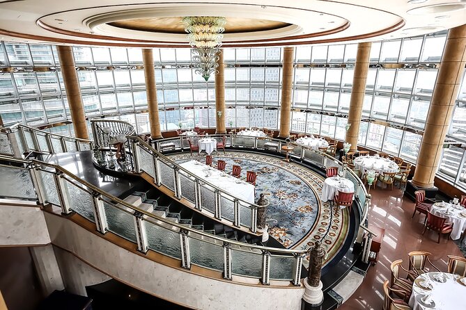 Petronas Twin Towers Skybridge View & Dining Experience Tour With Local Host - Dining Options at the Towers
