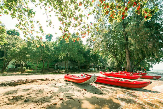 Phang Nga Bay: Full-Day Kayaking Tour by Boat From Phuket - Packing List and Recommendations