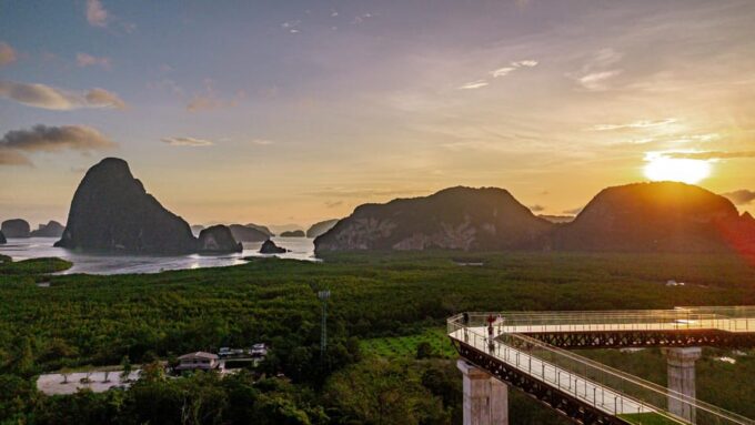 Phang Nga Bay Skywalk at Samet Nangshe With Private Transfer - Scenic Views From the Skywalk