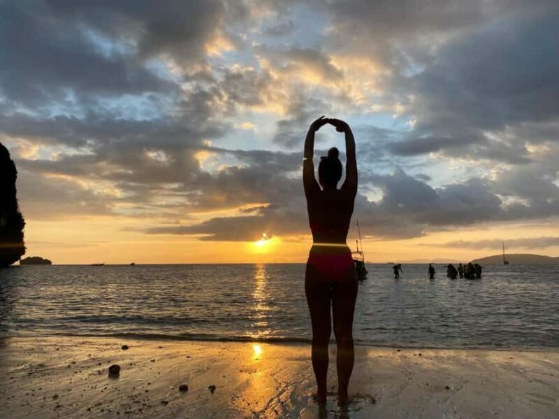 Phi Phi & 4 Islands sunset tour plus bioluminescent plankton - Additional Considerations & Practical Tips