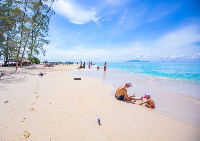 Phi Phi: 4Hrs Bamboo & Phi Phi Tour By Private Longtail Boat - Vibrant Coral Reefs