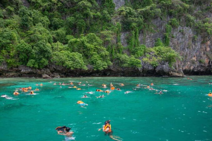Phi Phi: 7 Islands Longtail Boat With Sunset and Plankton - Visiting the Iconic Maya Bay