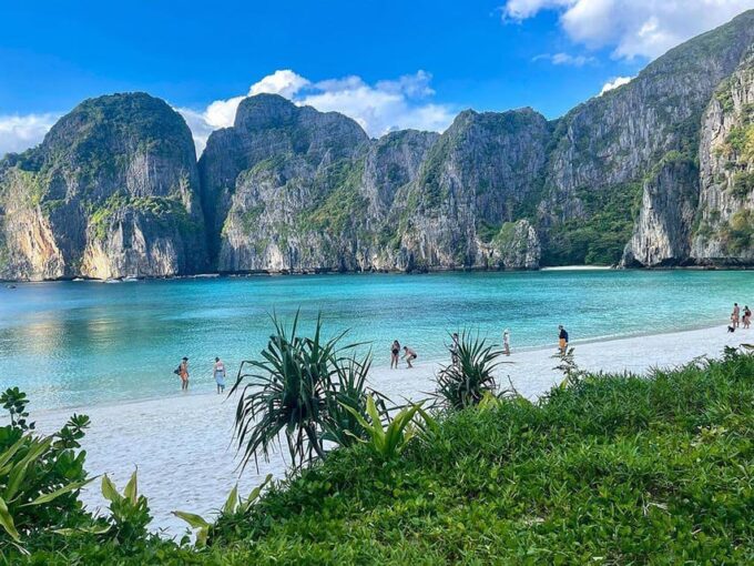 Phi Phi and Khai Islands Speedboat Tour With Fins - Frequently Asked Questions