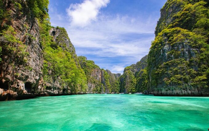 Phi Phi: Full-Day Phi Phi Islands & Sunset Tour by Speedboat - Meeting Point and Departure