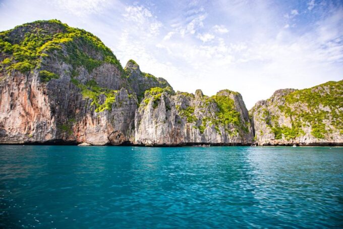 Phi Phi: Full-Day Phi Phi Islands & Sunset Tour by Speedboat - Recap