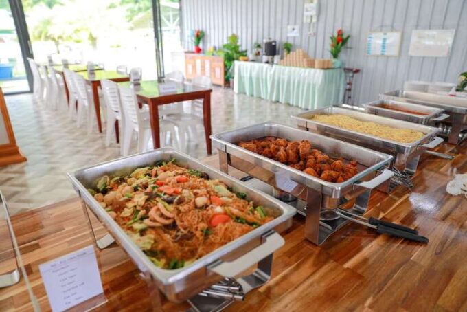 Phi Phi Highlight: Full-Day Island by Speedboat or Catamaran - Optional Excursions