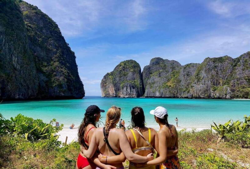 Phi Phi: Highlights Speedboat Tour With Maya Bay & Snorkel - Key Points