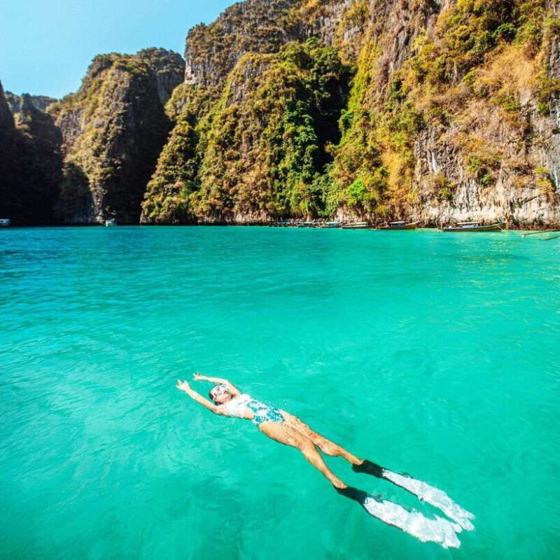 Phi Phi Island Highlights: Cruise, Snorkel & Buffet Lunch - Key Points