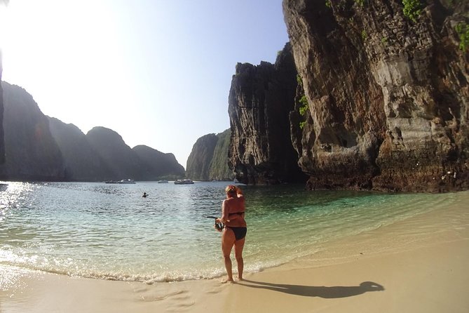 PHI PHI ISLAND - Sunrise Trip From Phi Phi Don By Phi Phi Local Tour - Visiting Maya Bay and Loh Samah Bay