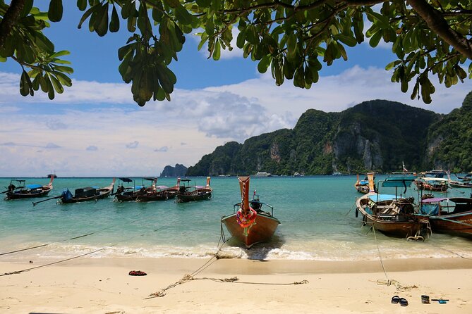 Phi Phi Islands Day Tour by Speedboat From Phuket - Pickup Information