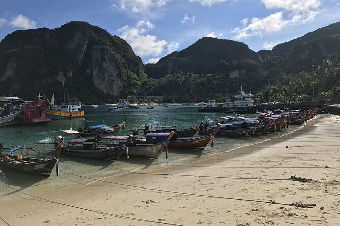 Phi Phi Islands Day Tour by Speedboat From Phuket - Exploring the Phi Phi Islands