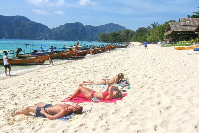 Phi Phi Islands Premium Trip By Royal Jet Cruiser and Speedboat From Phuket - Premium Class Amenities