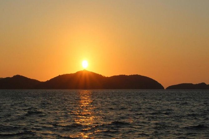 Phi Phi Sunrise Premium Tour - Snorkeling Experience