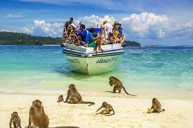 Phi Phi Sunrise Premium Tour - Royal Phuket Marina