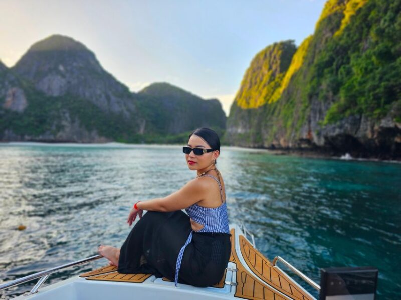 Phi Phi: Sunset Speedboat Tour With Maya Bay & Plankton - Inclusions