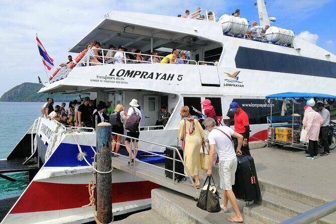 Phi Phi to Koh Samui Transfer through Ferry Bus and Catamaran - The Bottom Line