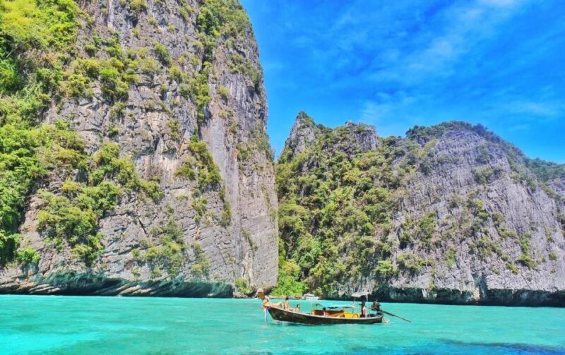 Phi Phi :Watch the Sunset at Maya Bay, Planktron and Snorkel - Inclusions and Fees
