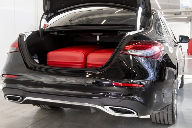 Philadelphia by Yourself With English Chauffeur by Business Sedan - Additional Information