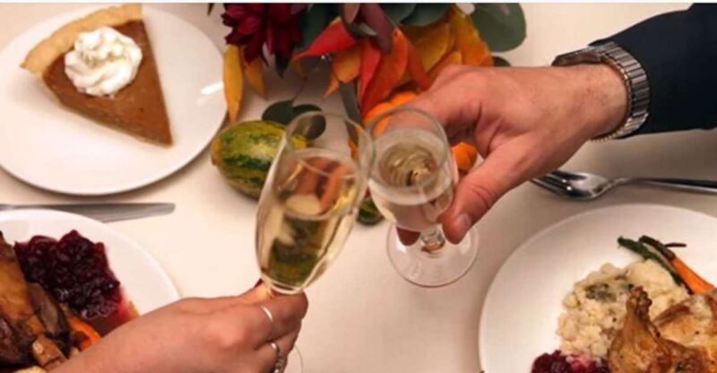 Philadelphia: Christmas Eve Gourmet Brunch or Dinner Cruise - Accessibility and Host