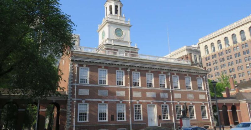 Philadelphia: Colonial Philadelphia Walking Tour - Key Points