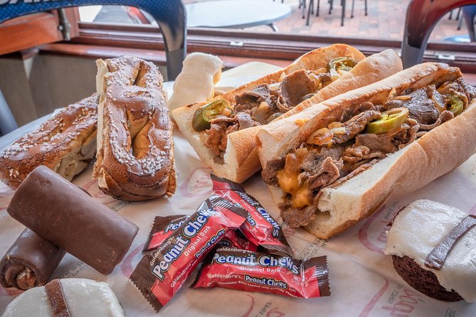 Philadelphia Double Decker Sightseeing Tour & Campos Cheesesteak Combo - Flexible Tour Options