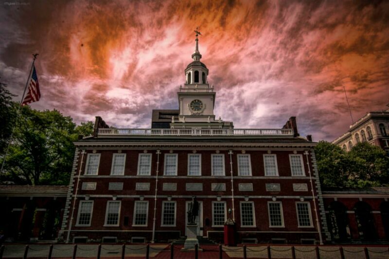 Philadelphia: Grim, Dark, and Twisted History Tour - What Makes the Guides Stand Out?