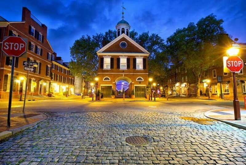Philadelphia: Grim, Dark, and Twisted History Tour - The Dark and Twisted Atmosphere