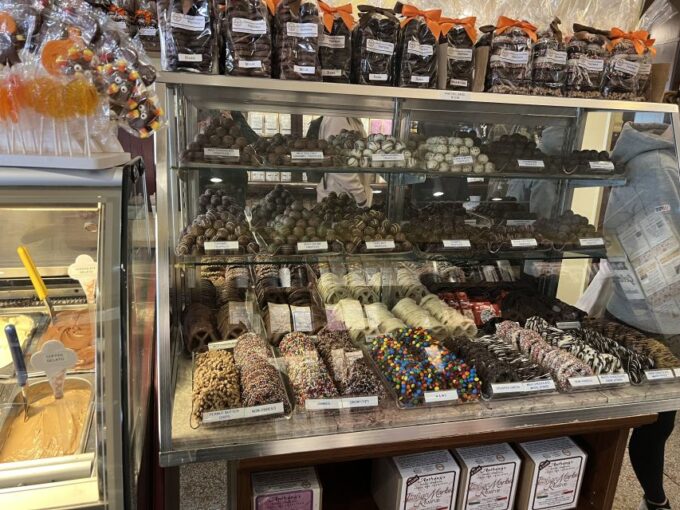 Philadelphia: Historic Italian Market Walking Tour - Duration and Language