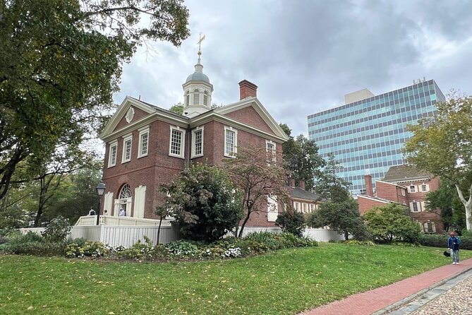 Philadelphia Historic Self Guided Walking Tour and Scavenger Hunt - Tracing the Footsteps of Revolutionary Heroes