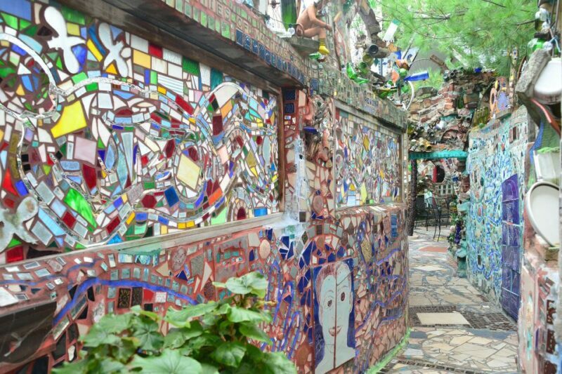 Philadelphia Murals and Street Art Tour with Magic Gardens - Starting Point and Logistics