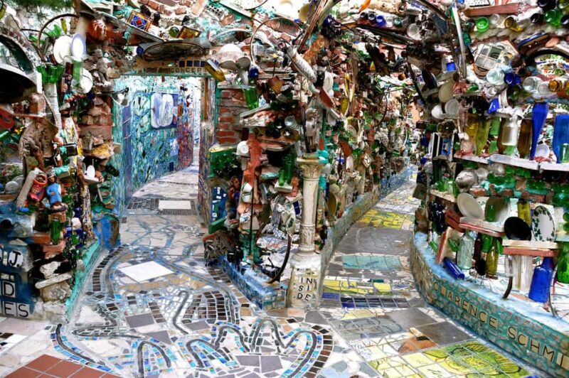 Philadelphia Murals and Street Art Tour with Magic Gardens - What’s Not Included