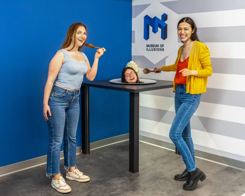 Philadelphia: Museum of Illusions Timed Entrance Ticket - Visitor Reviews and Highlights