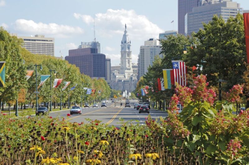 Philadelphia Private Driving Tour - Half or Full-Day - Tour Guide and Language