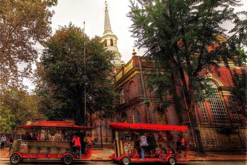Philadelphia: Sightseeing Flex Pass - Language and Accessibility