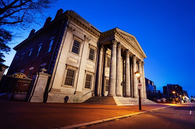 Philadelphia Small Group Night Tour W/Liberty Bell + Cheesesteak - Group Size