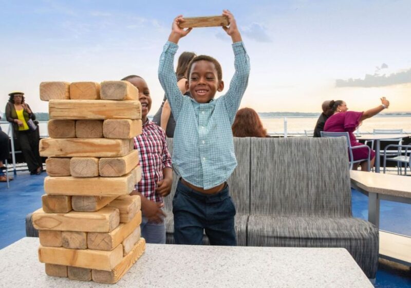 Philadelphia: Thanksgiving Early Dinner Cruise - Customer Feedback and Ratings
